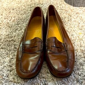 Classic Bass Weejuns!